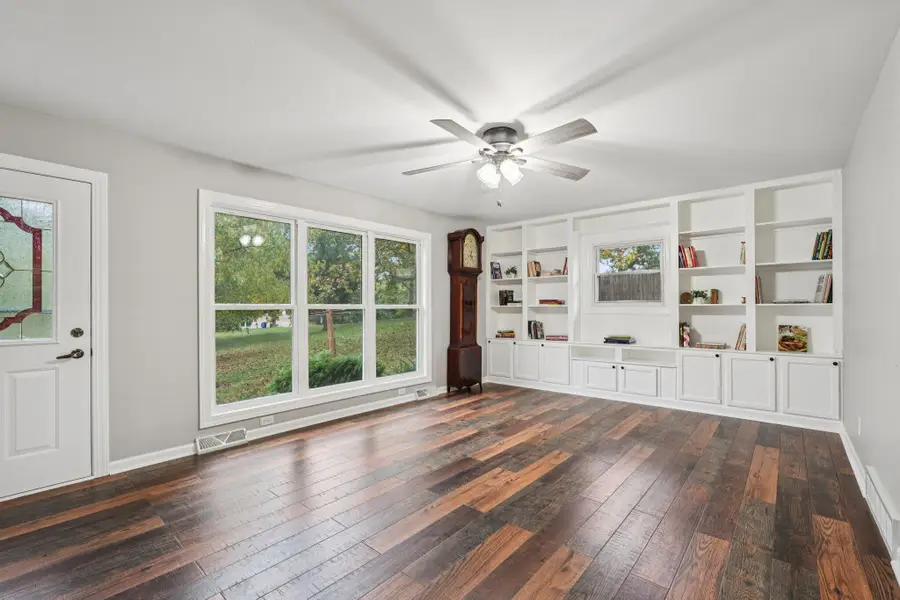 N7427 Hillendale Pkwy, Beaver Dam, WI 53916 - Image #3