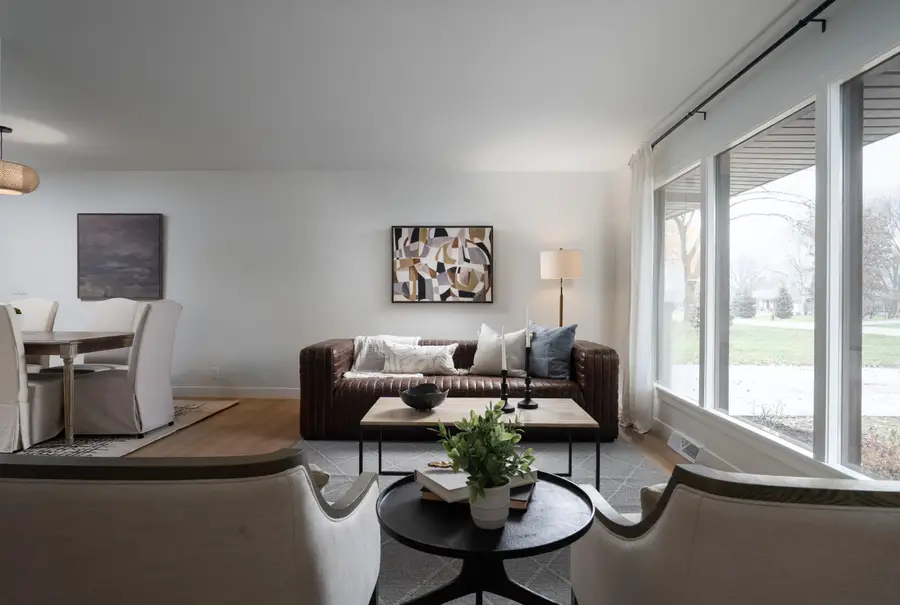 4085 Brook Ln, Brookfield, WI 53005 - Image #3