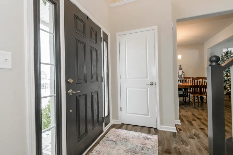 3513 Olde Howell Rd, Waukesha, WI 53188 - Image #2