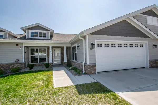 1110 Harbor Ave, West Bend, WI 53095