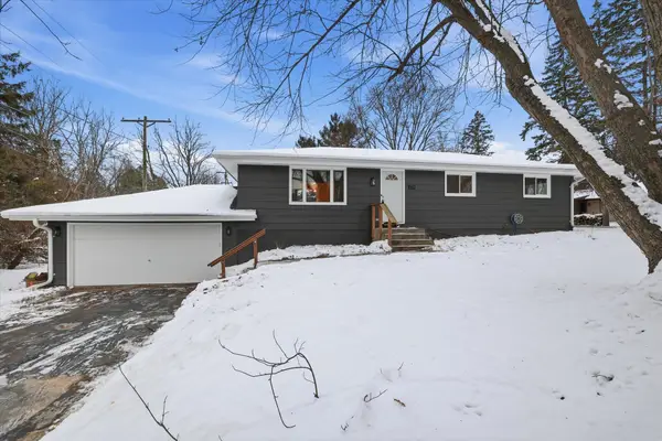 W179 Madison Ave, Ixonia, WI 53066