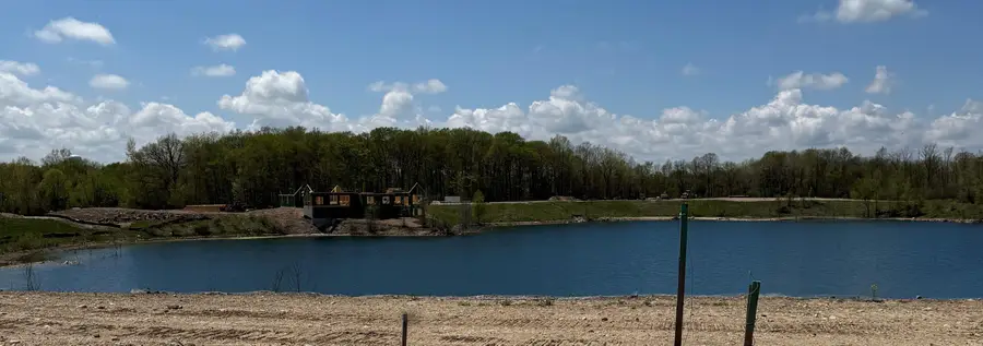 W64N1091 Stone Lake Cir, Cedarburg, WI 53012 - Image #2