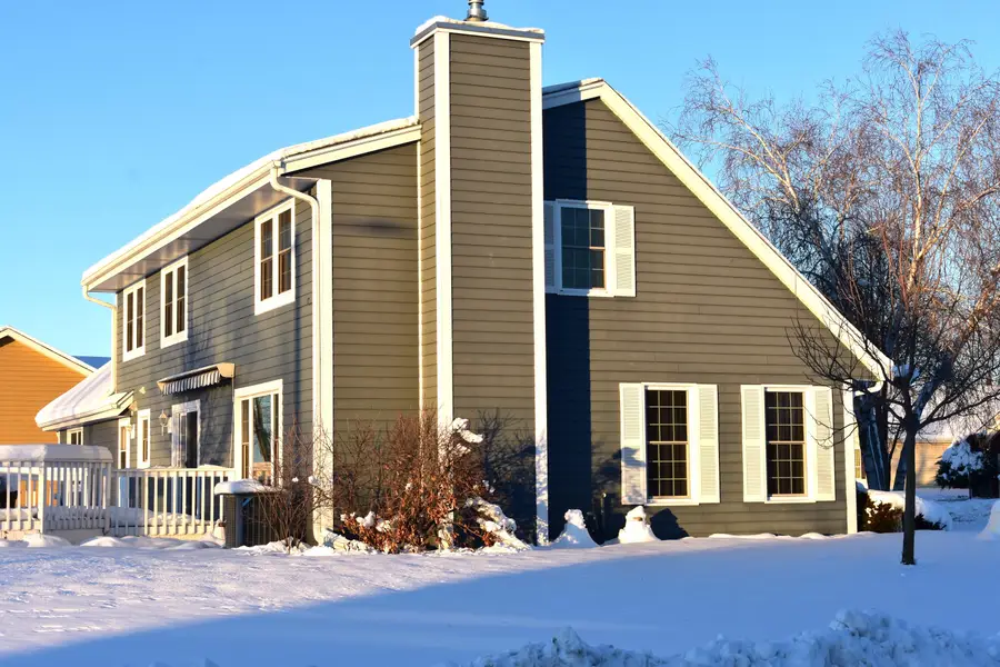 229 S Cottrell Dr, Saukville, WI 53080 - Image #2