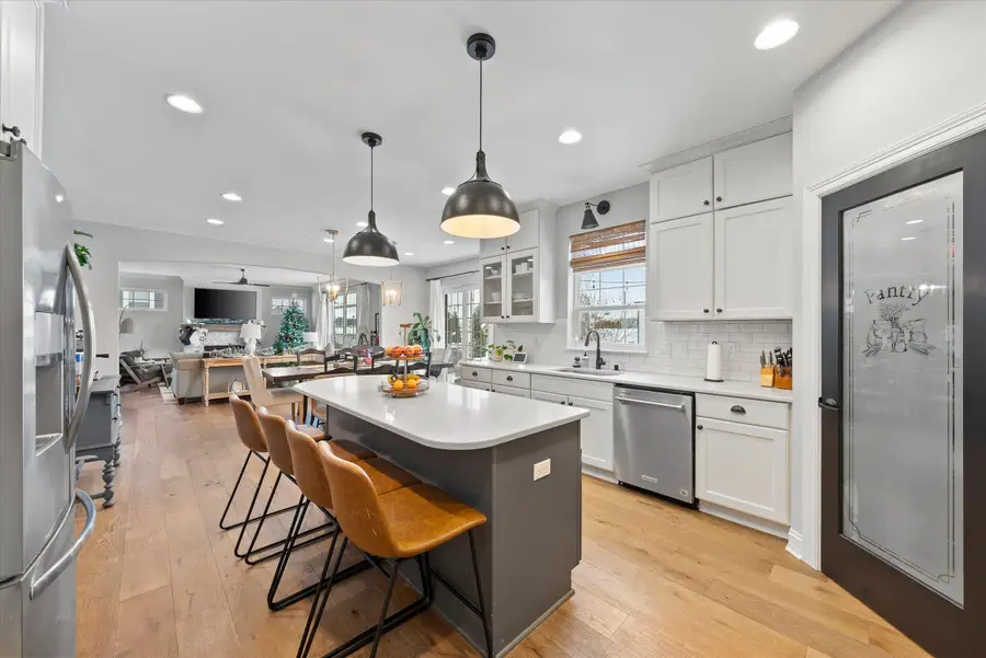 W47N849 Bobolink Ave, Cedarburg, WI 53012 - Image #2