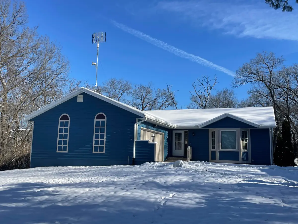 8475 Idyllview Ave, Sparta, WI 54656 - Image #1