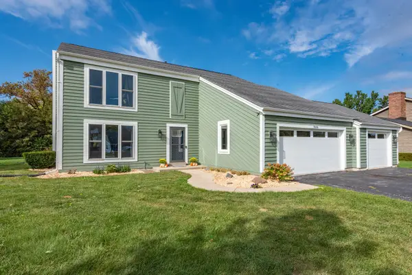 3106 Terrace High, Caledonia, WI 53406