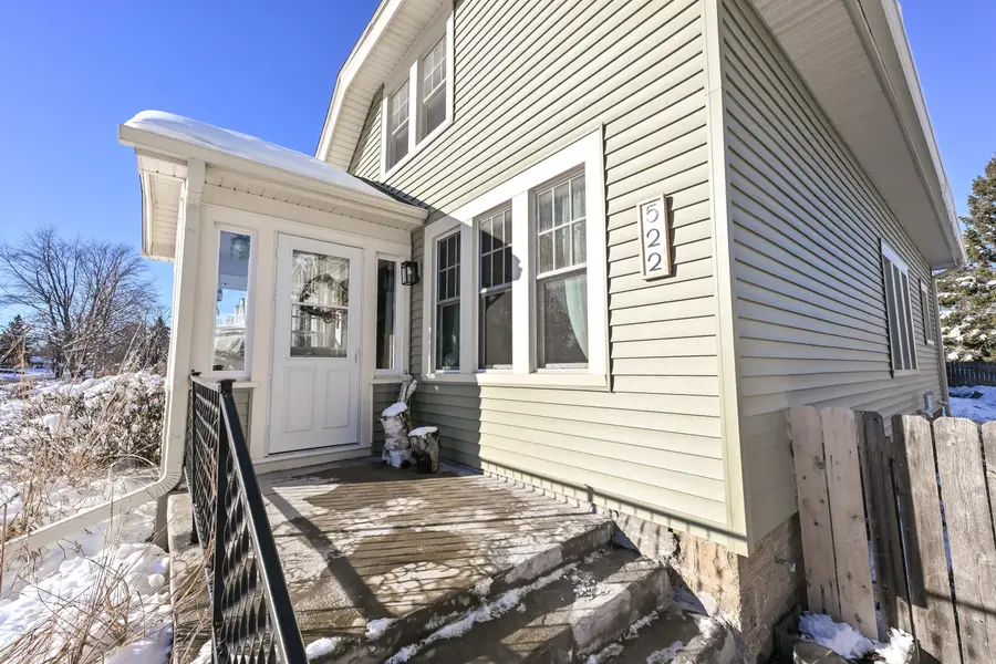 522 Oak St, South Milwaukee, WI 53172 - Image #2