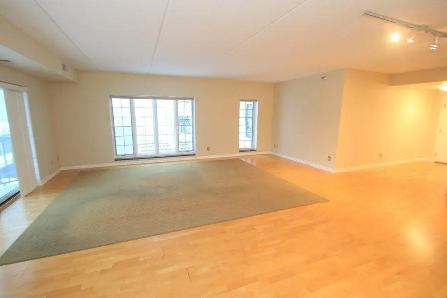 333 Lake Ave, Racine, WI 53403 - Image #3