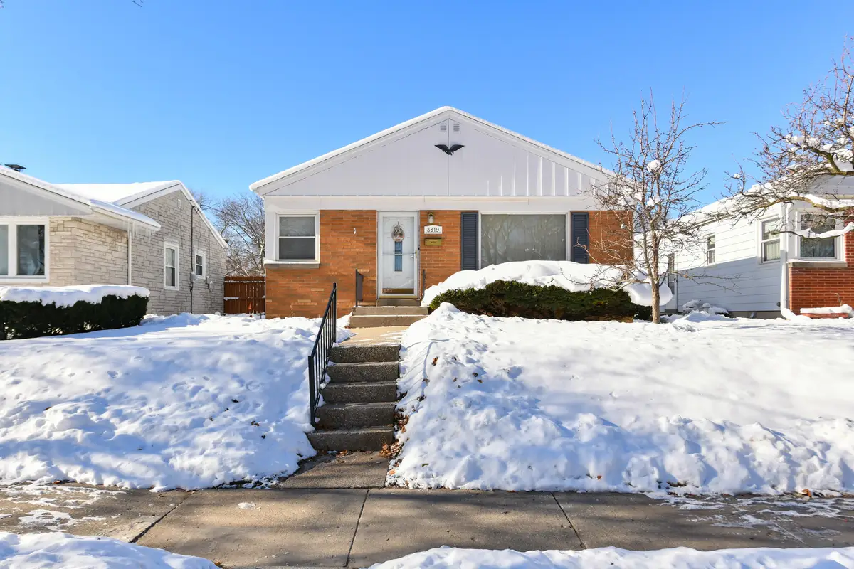 3819 S 53rd St, Milwaukee, WI 53220 - Image #1