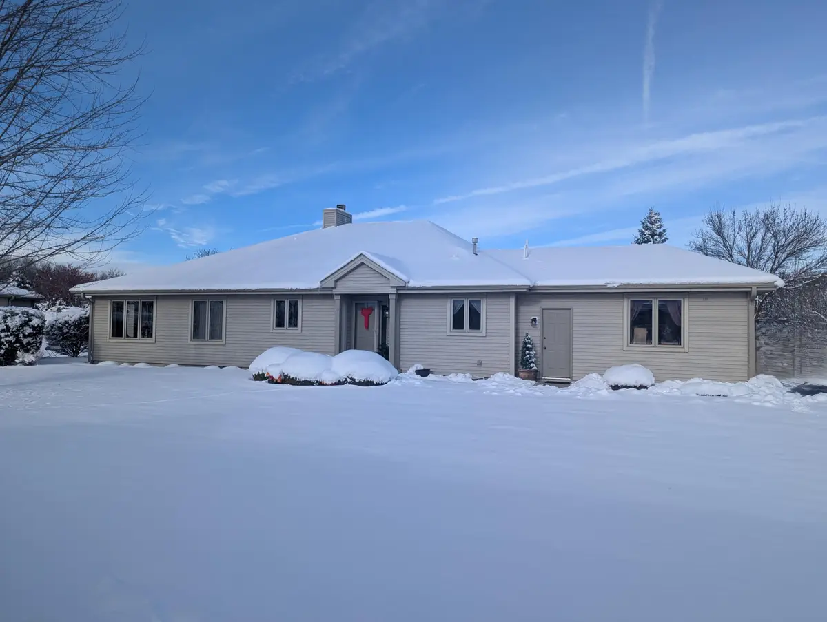 W174N8125 Shady Ln, Menomonee Falls, WI 53051 - Image #1
