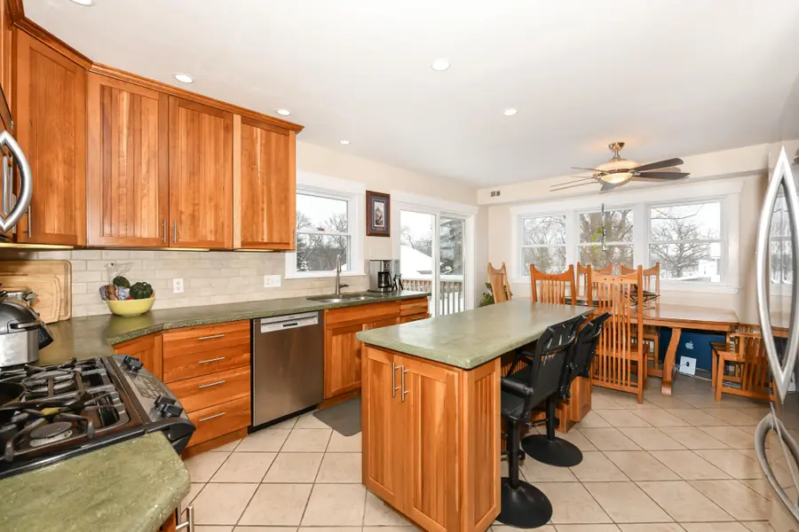 4222 Maple Dr, Delavan, WI 53115 - Image #3