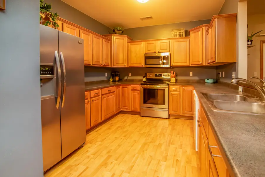 327 E Clay St, Whitewater, WI 53190 - Image #2