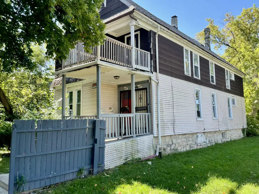 1331 N 22nd St, Milwaukee, WI 53205 - #2