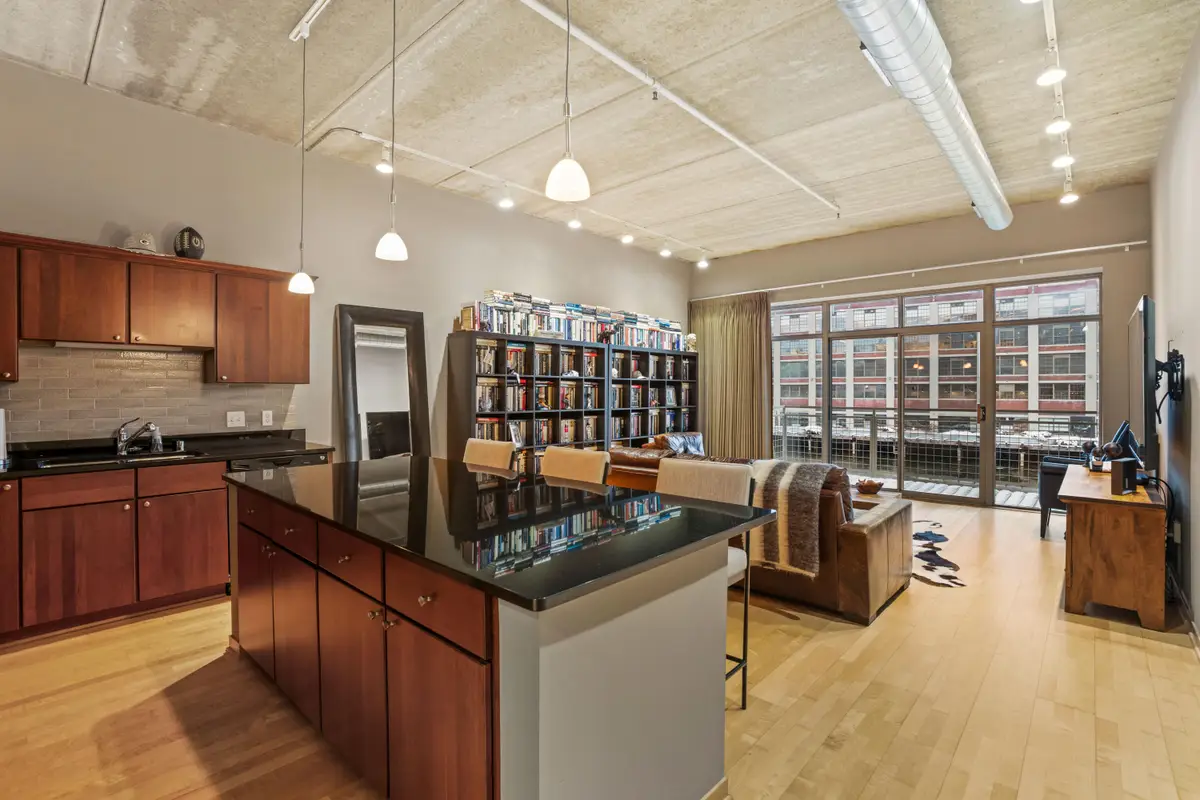 210 S Water St, Milwaukee, WI 53204 - Image #1