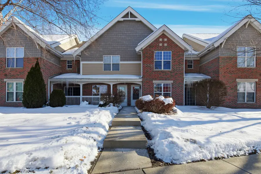 221 N Chicago Ave, South Milwaukee, WI 53172 - Image #2