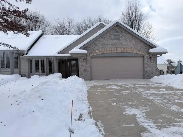 6355 Kingsview Dr, Mount Pleasant, WI 53406 - Image #1