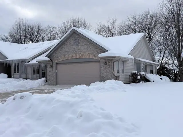 6355 Kingsview Dr, Mount Pleasant, WI 53406 - Image #2