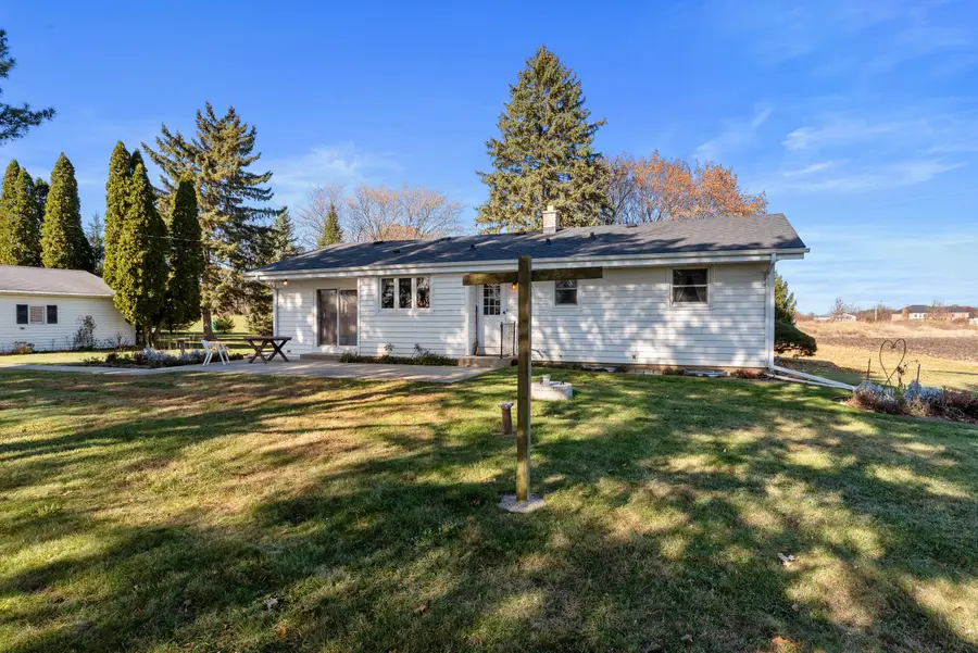 25919 Durand Ave, Kansasville, WI 53139 - Image #2