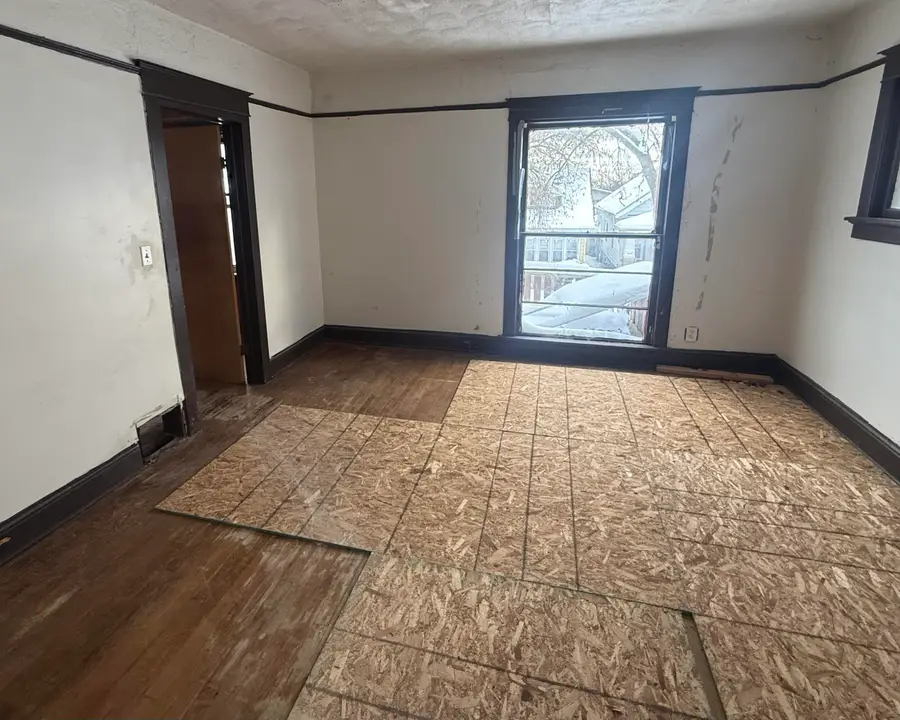 3613 N 11th St, Milwaukee, WI 53206 - Image #2