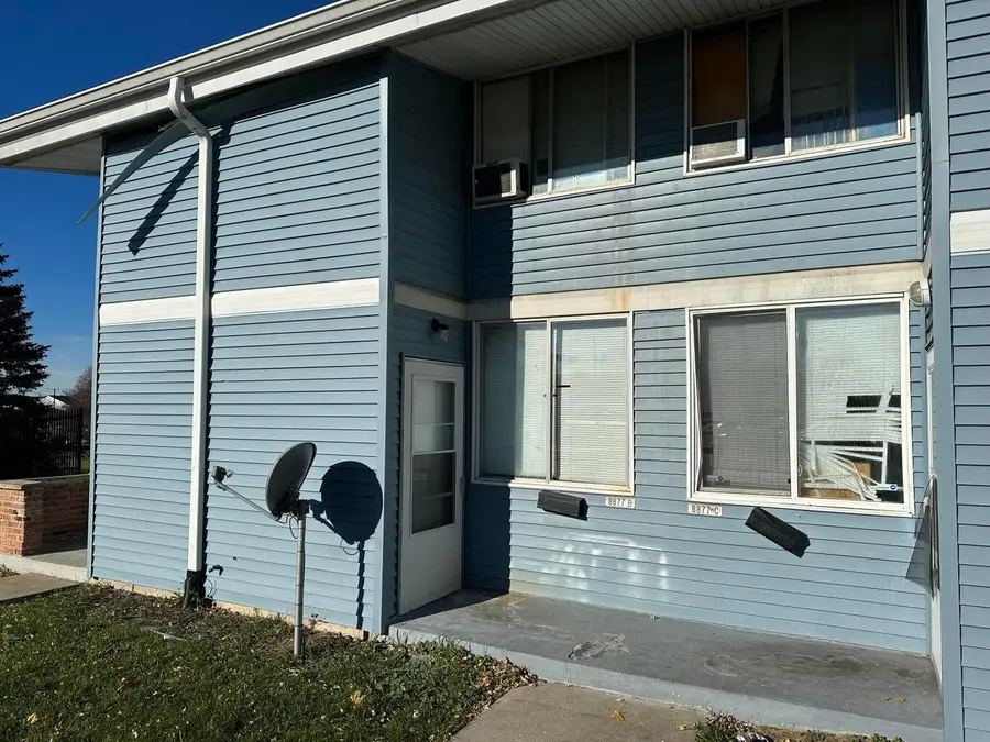 8877 N Swan Rd, Milwaukee, WI 53224 - Image #2