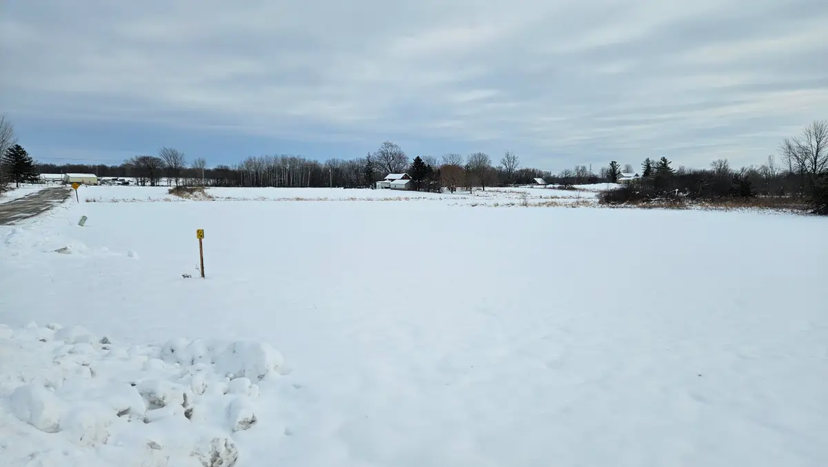 N8319 Airport Rd, Watertown, WI 53094 - Image #1