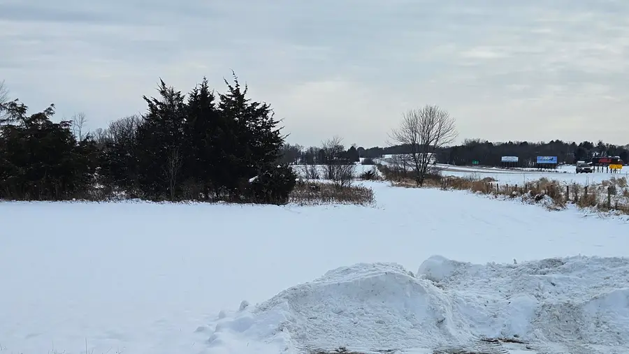 N8319 Airport Rd, Watertown, WI 53094 - Image #2