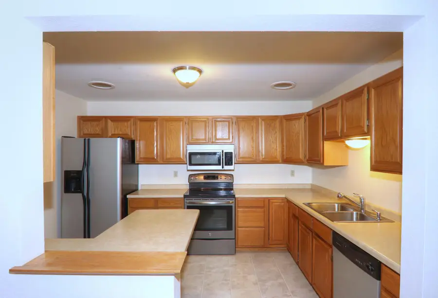 3227 W Meadows Ct, Sheboygan, WI 53081 - Image #2