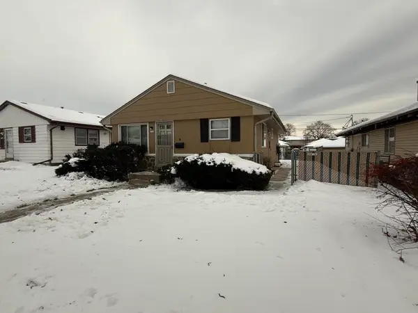 5736 N 96th St, Milwaukee, WI 53225