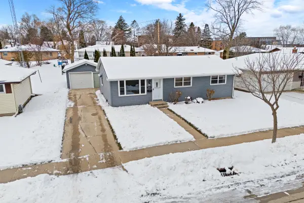 1602 N 28th St, Sheboygan, WI 53081