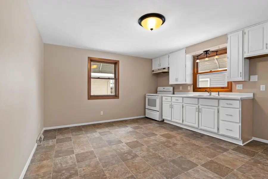 1602 N 28th St, Sheboygan, WI 53081 - Image #3