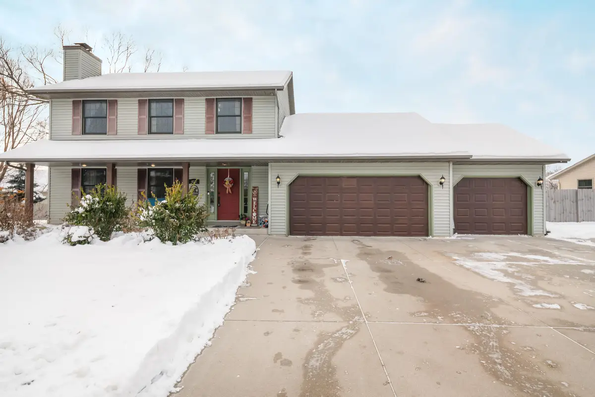 413 Beth Cir, Plymouth, WI 53073 - Image #1