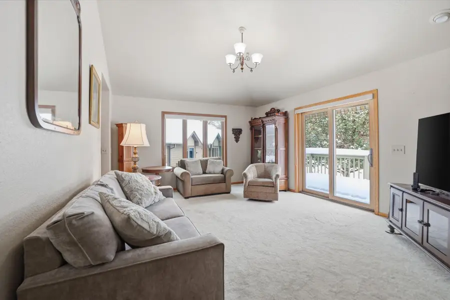 12353 W Waterford Ave, Greenfield, WI 53228 - Image #3