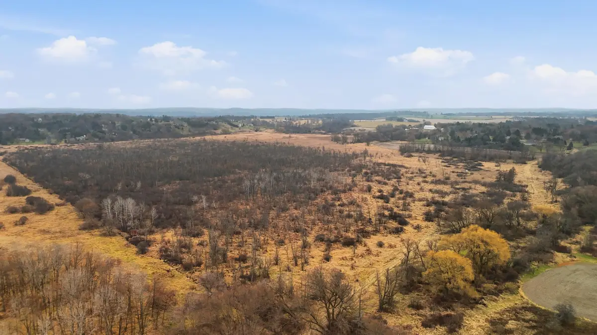 Lt1 Alpine Dr, West Bend, WI 53095 - Image #1