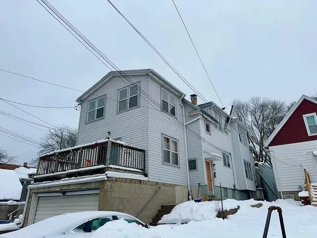 3369 N Bartlett Ave, Milwaukee, WI 53211 - Image #2