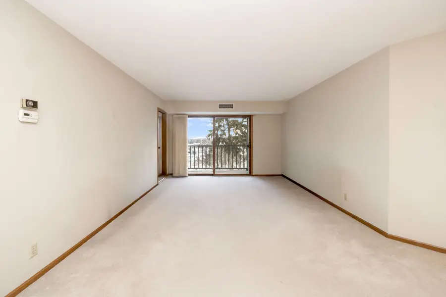 7234 N Green Bay Ave, Glendale, WI 53209 - Image #3