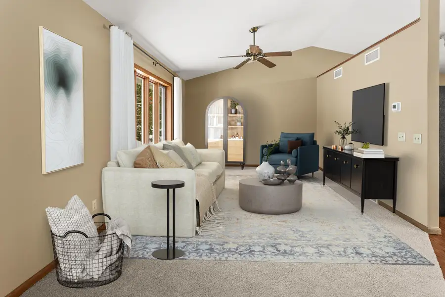 429 Meander Wood Rd, Oregon, WI 53575 - Image #3