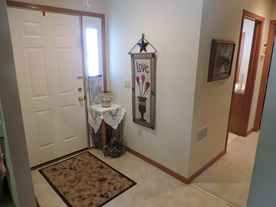 1515 Raveen St, Fort Atkinson, WI 53538 - Image #2