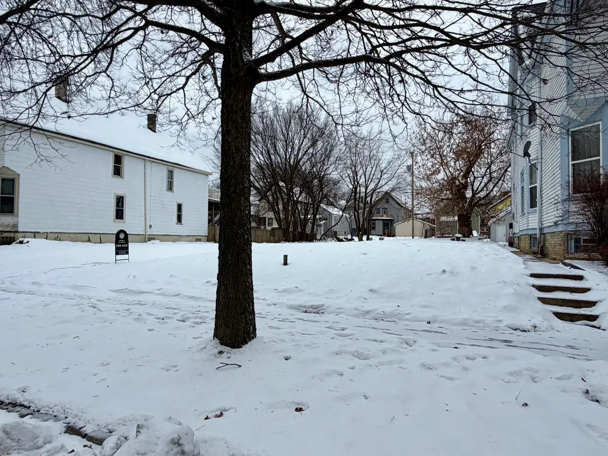 2127 N 1st St, Milwaukee, WI 53212 - Image #1