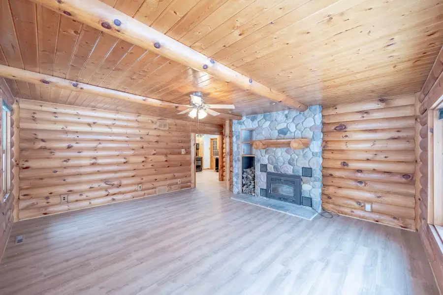 9815 S 31st St, Franklin, WI 53132 - #3