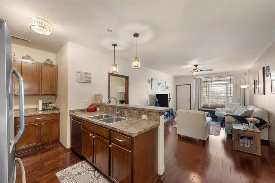 2849 W Drexel Ave, Franklin, WI 53132 - Image #2