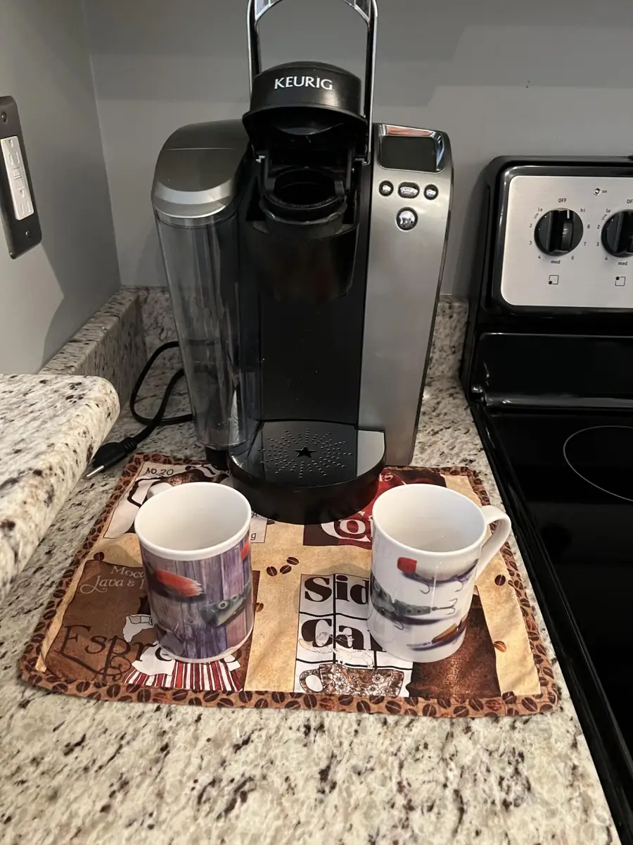 22 Zurich Ct, Lake Geneva, WI 53147 - Image #3