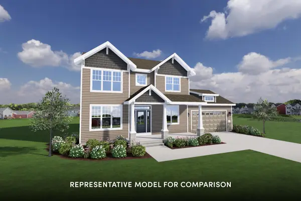 1214 Arrowood Cir W, Oconomowoc, WI 53066