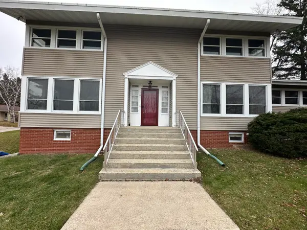 1011 Richards Ave, Watertown, WI 53094