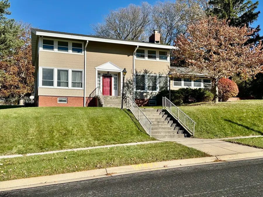 1011 Richards Ave, Watertown, WI 53094 - Image #2