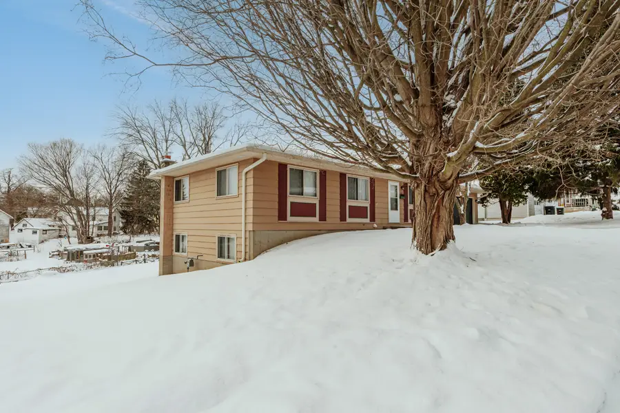 332 Pleasant St, Lake Mills, WI 53551 - Image #2