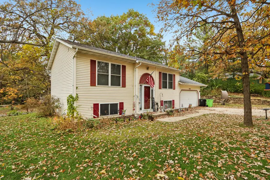 4504 Sunset Rd, Waterford, WI 53185 - Image #2