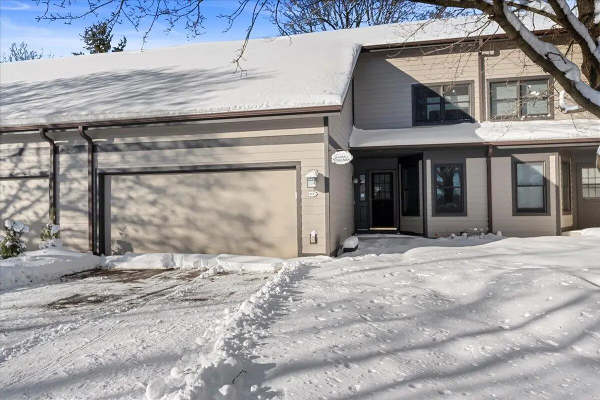 114 Point Elkhart Dr, Elkhart Lake, WI 53020 - Image #1