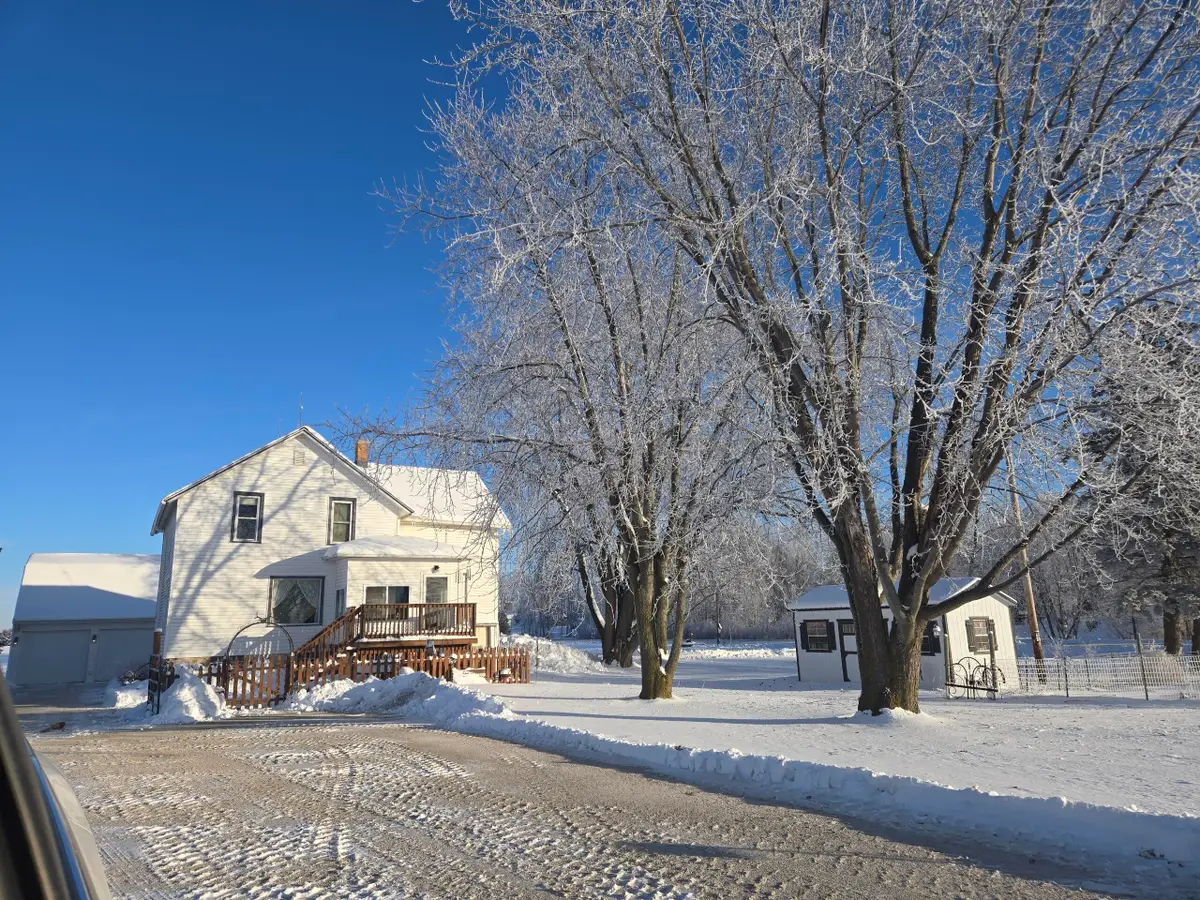 9014 North Ave, Cleveland, WI 53015 - Image #1