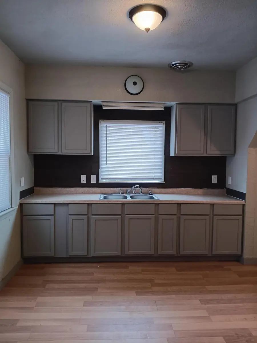 1225 Goold St, Racine, WI 53402 - Image #2