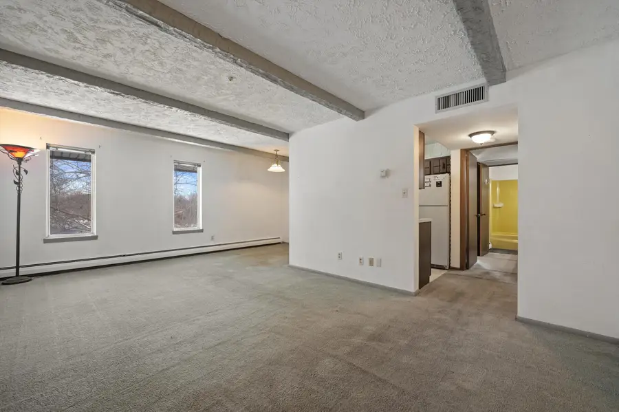 4000 W Rivers Edge Cir, Brown Deer, WI 53209 - Image #2